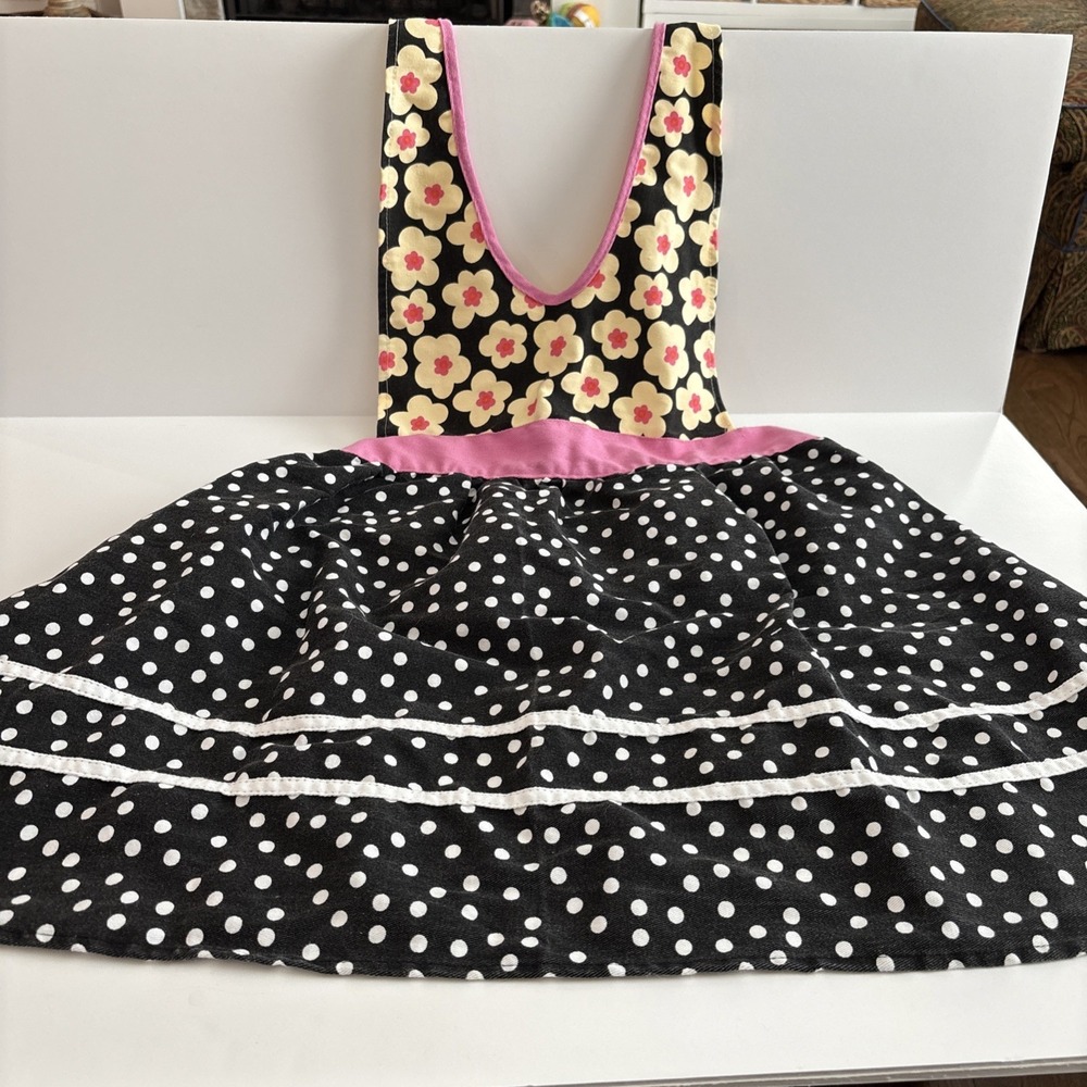 Gourmet Club Hostess Apron, Black Polka Dot Floral Pink, Retro 1950's, 0ne Size